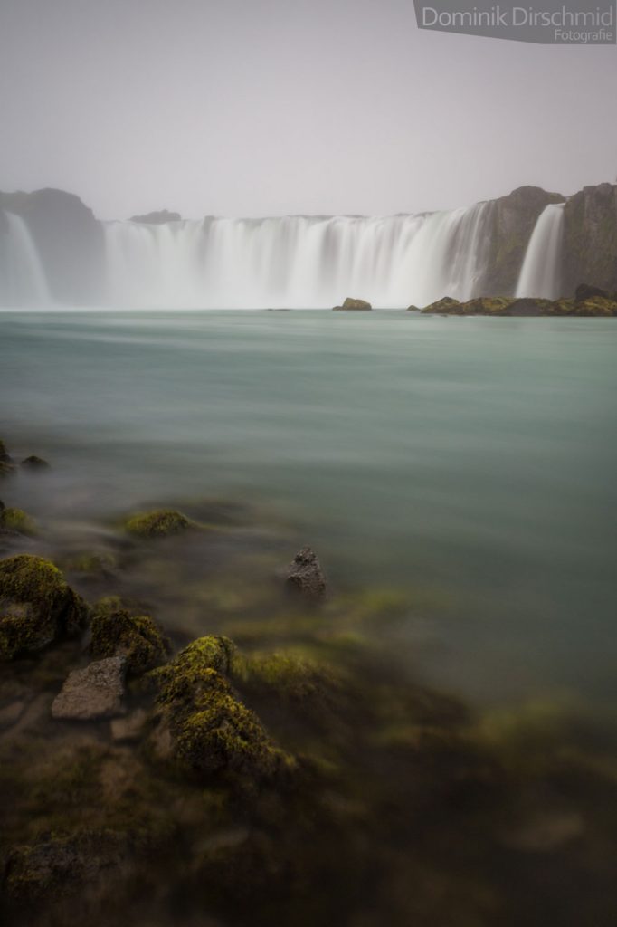 Projekte Island Reise Landschaft Meer Küste Brandung Dominik Dirschmid Fotografie Felsen Fotograf Iceland Sturm Myframedart my framed Art myframed Fluss Klippe Tal