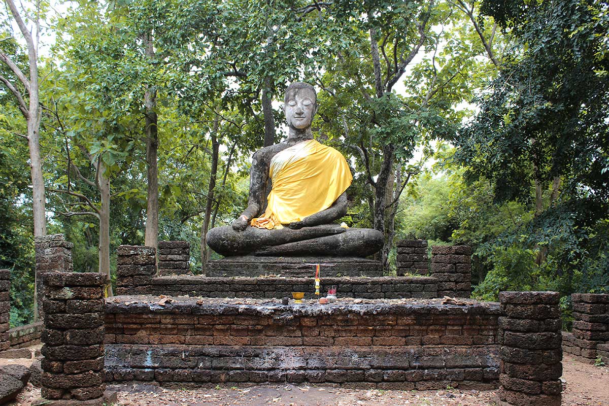 Projekte Thailand Dominik Dirschmid Fotografie Fotograf My Framed Art Myframed MyframedArt Website Foto Buddha Tempel Natur Verlassen Relikt Städte Kultur