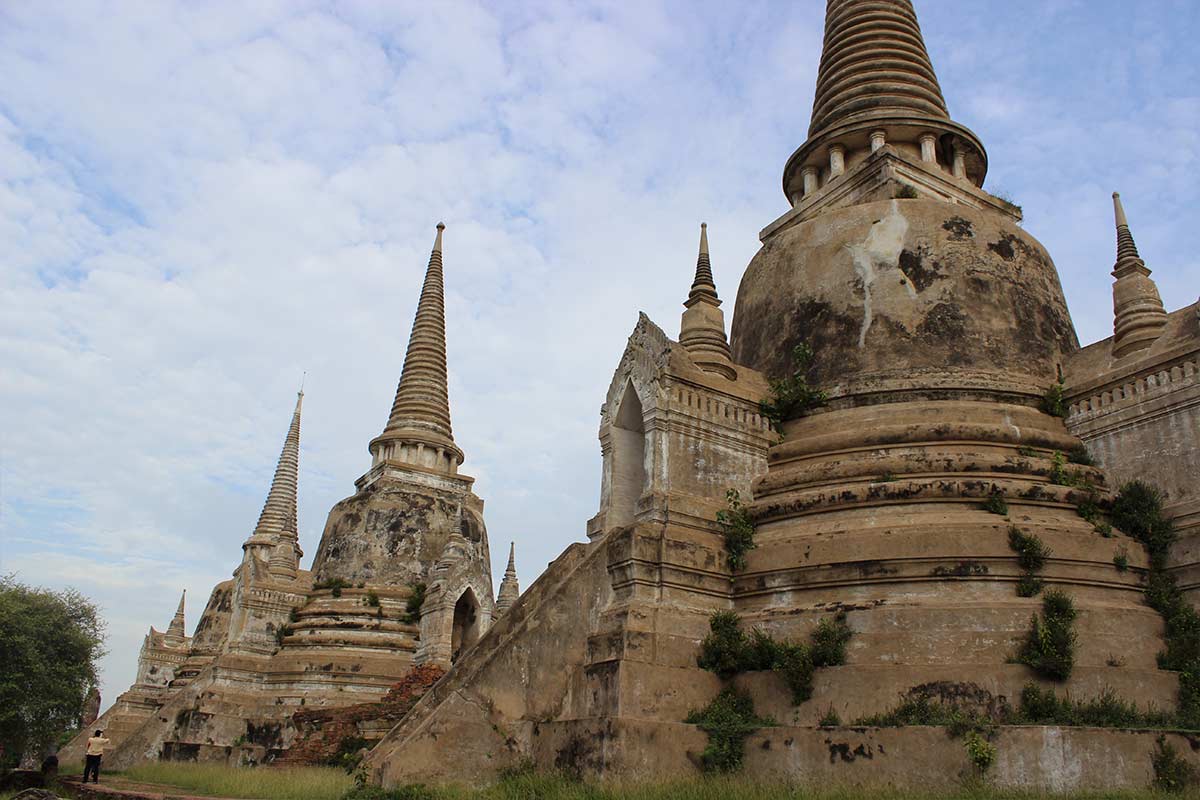 Projekte Thailand Dominik Dirschmid Fotografie Fotograf My Framed Art Myframed MyframedArt Website Foto Tempel Verlassen Grab Kultur Relikt Städte