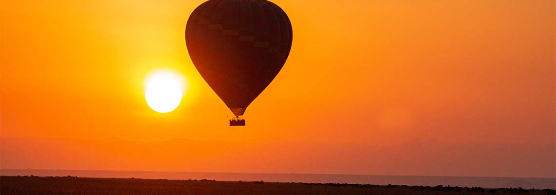 Projekte Kenia Landschaft Dominik Dirschmid Fotografie Fotograf Foto Natur Steppe Sonnenaufgang Sonnenuntergang Licht Ballon Sonne