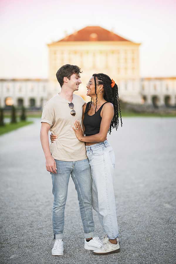 My-Framed-Art-MyFramed-MyframedArt-Website-Peoples-Frame-Portrait-Dominik-Dirschmid-Fotografie-Nymphenburg-Munich-München-Portfolio-Partnerschaft-Sonnenuntergang