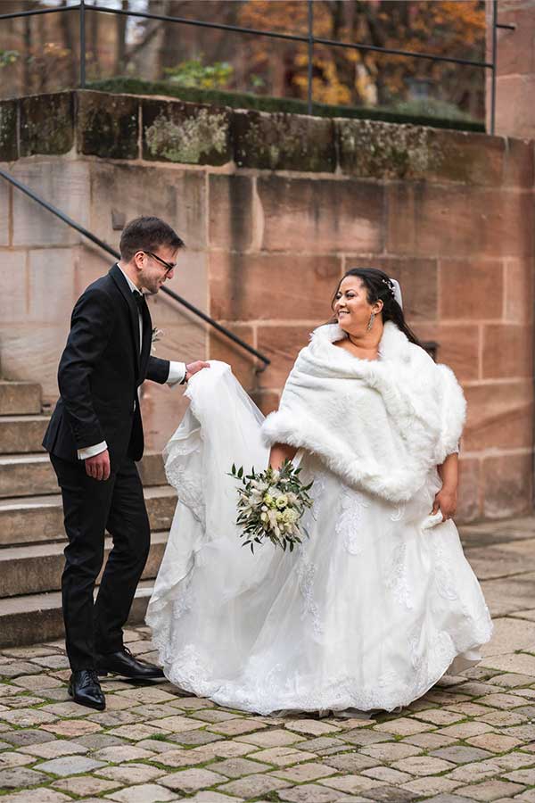 Dominik-Dirschmid-Fotografie-My-Framed-Art-Myframed-MyframedArt-Weber-Hochzeit-Portrait-Foto-Bild-Braut-Bräutigam-Kleid-Brautkleid-Nürnberg-Event-Schleppe-Fotograf